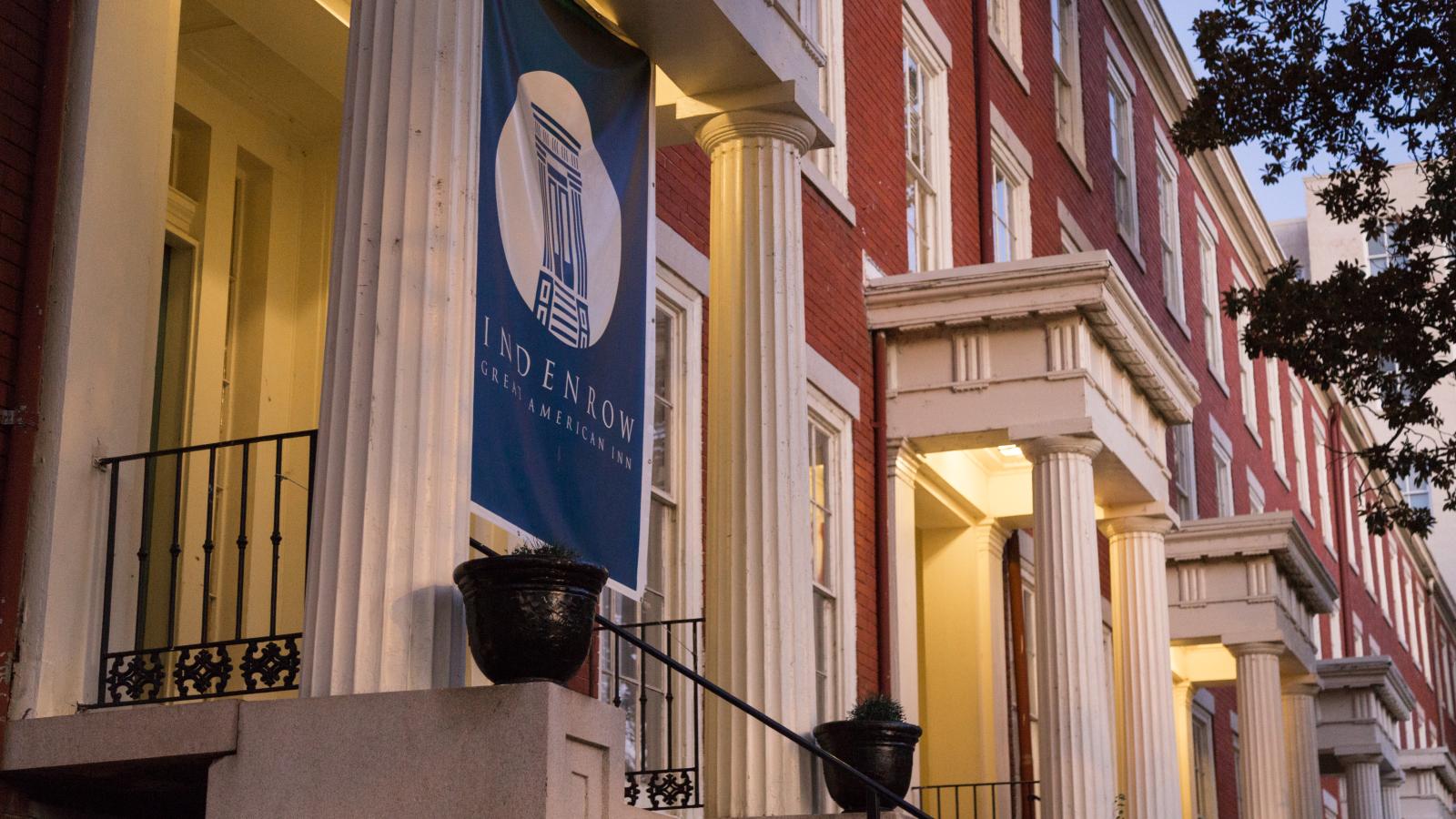 Linden Row Inn Front Exterior Columns